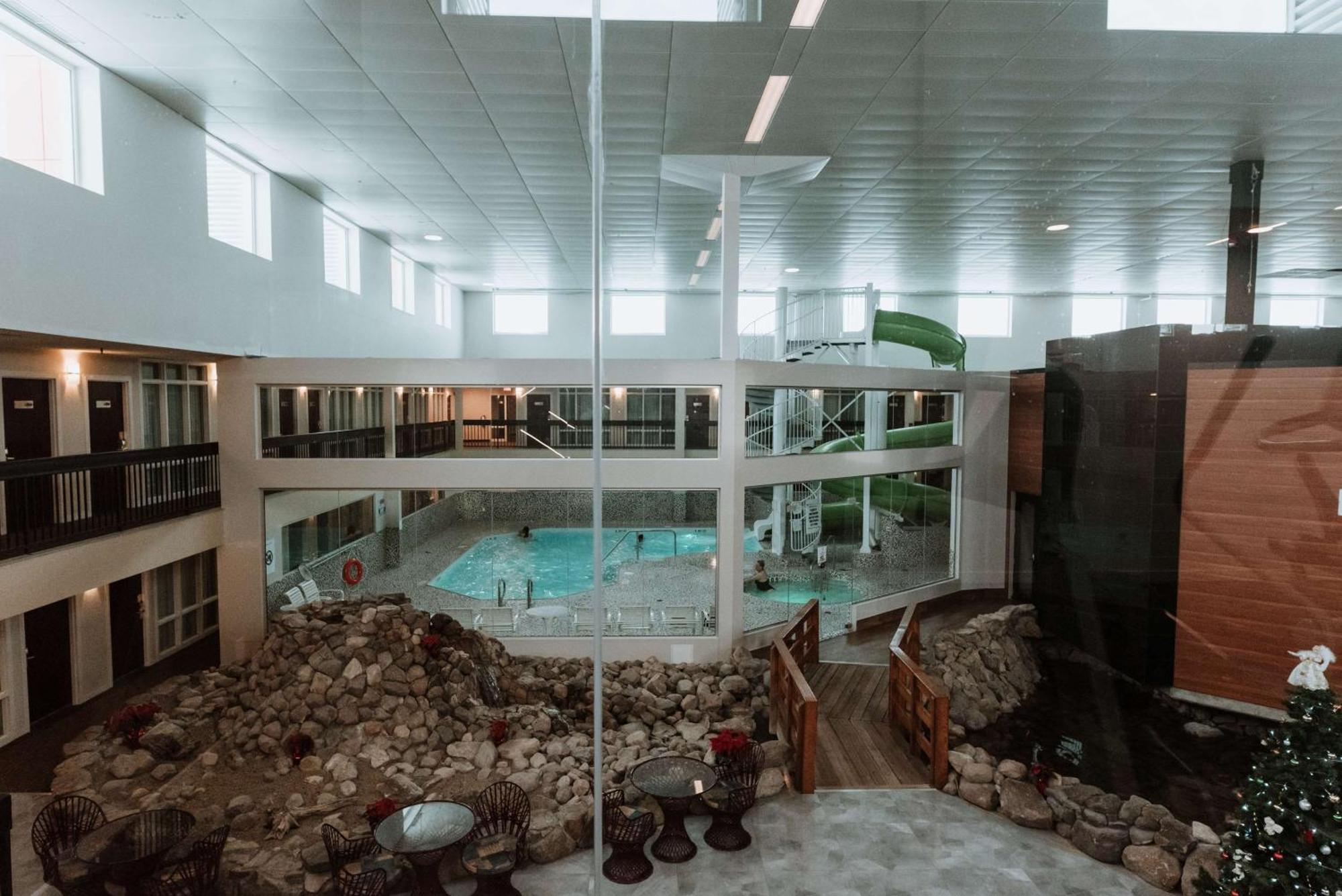 Hotel Coast & Conference Centre Nisku