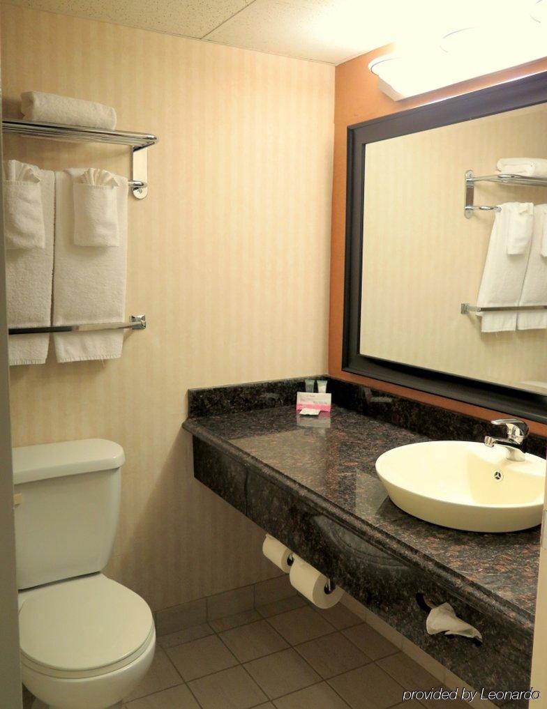 Coast & Conference Centre Hotel 3*