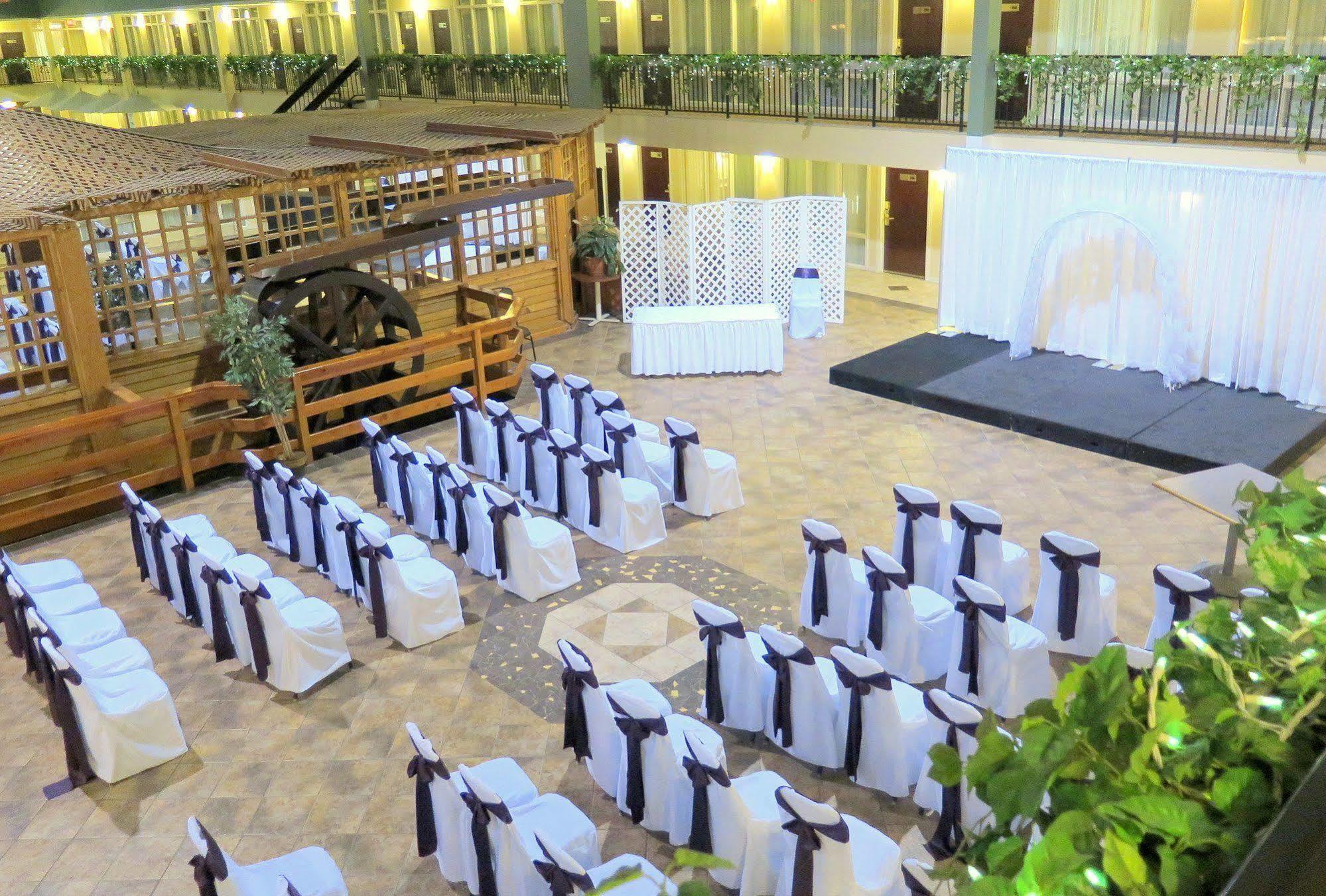 Coast & Conference Centre Nisku