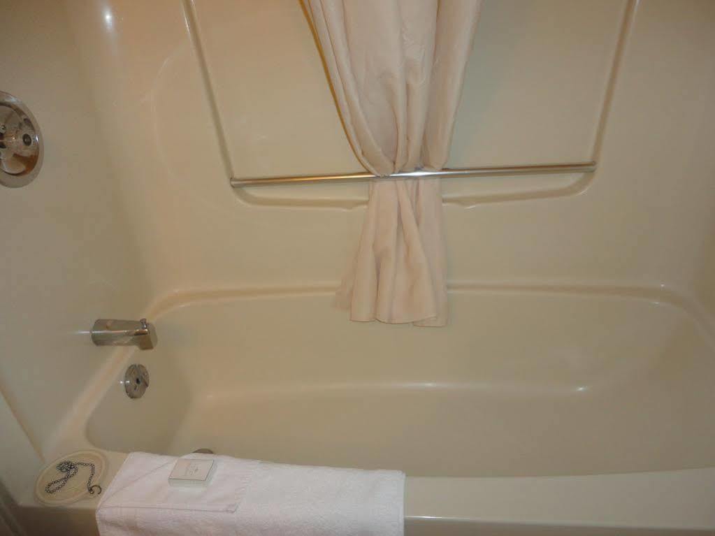 Coast & Conference Centre Hotel Nisku